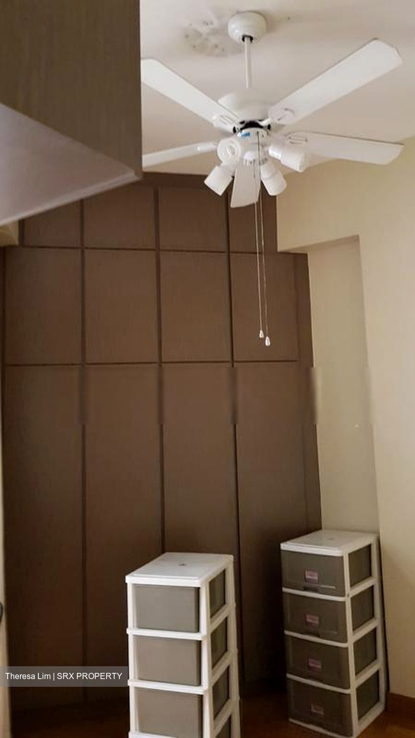Dover Parkview (D5), Condominium #413008411